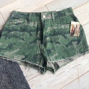 High rise camo print denim shorts